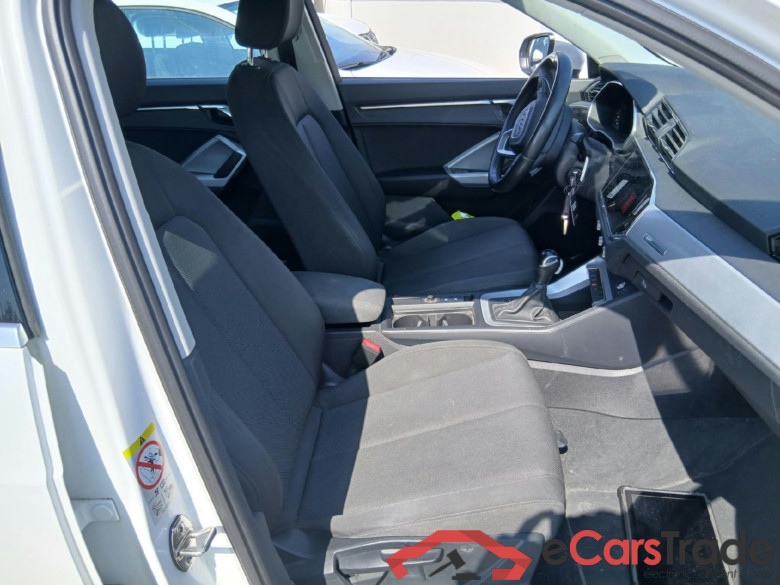 AUDI Q3 / 2018 / 5P / todoterreno Advanced 35 TDI 110kW (150CV) S tronic (AC7) #6