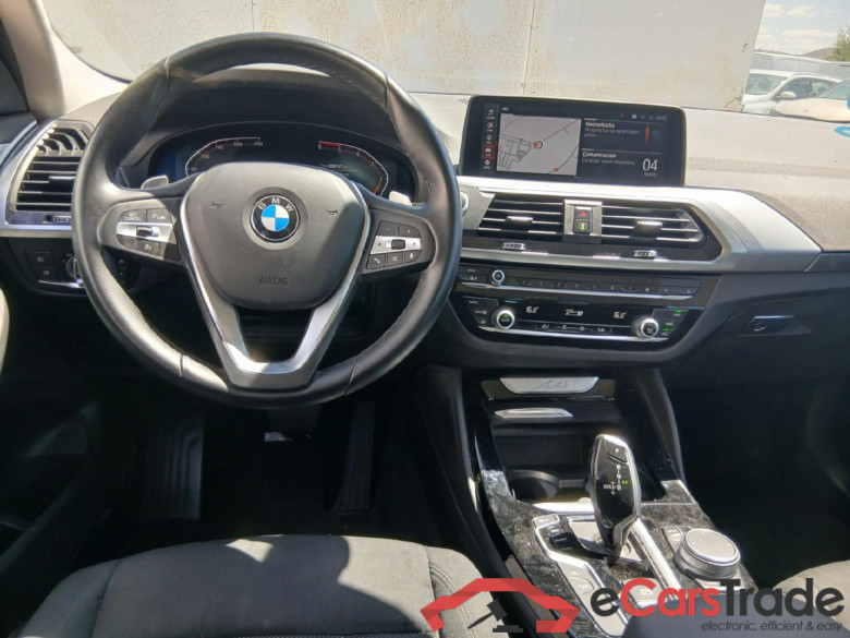 BMW X4 / 2018 / 5P / todoterreno xDrive20d #3