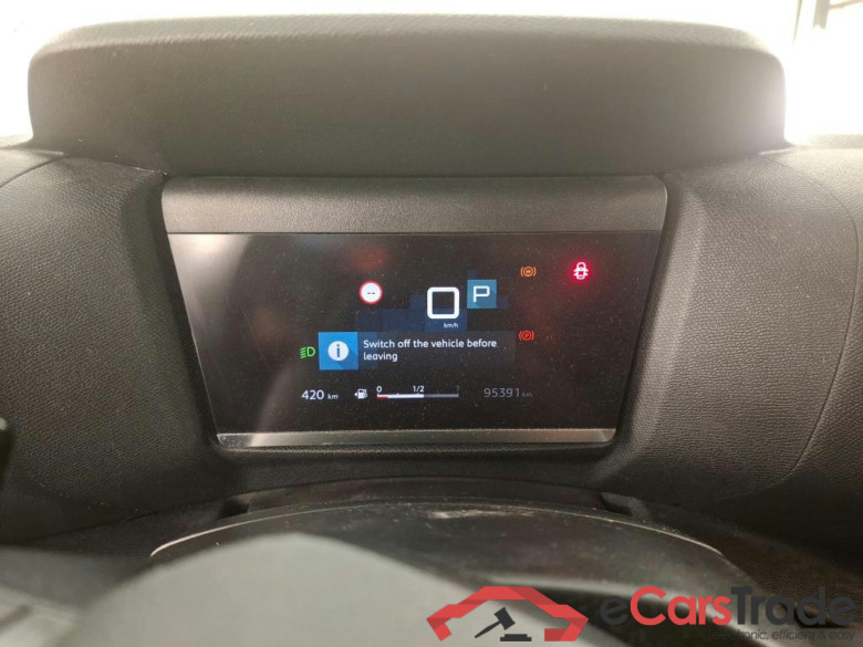 CITROEN C4 X / 2022 / 4P / Berline PureTech 130 S&S EAT8 Feel Pack #6