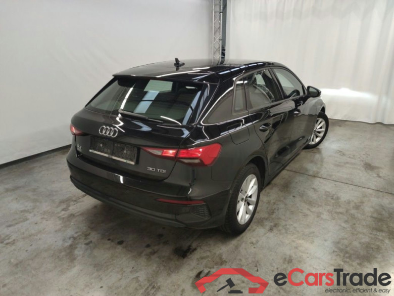 Audi A3 Sportback 2.0 30 TDi 85kW S tronic Business Ed. 5d #2