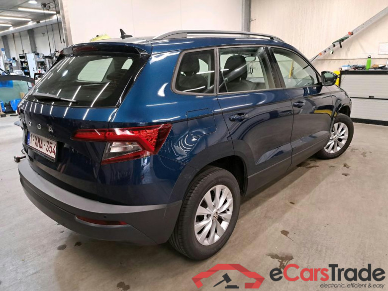 SKODA - SKO KAROQ CRTDI 115PK DSG7 Ambition & GPS & Comfort & Heated Front & ACC & Rear Seats & Pano Roof #2