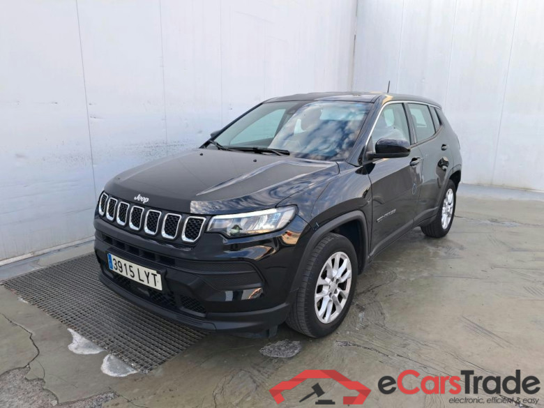 JEEP Compass / 2021 / 5P / todoterreno 1.3 Gse T4 96kW (130CV) Longitude MT FWD #1