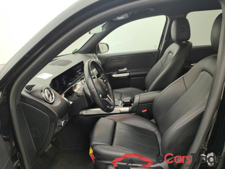 Mercedes-Benz EQB EQB 300 4MATIC Luxury Line 5d #3