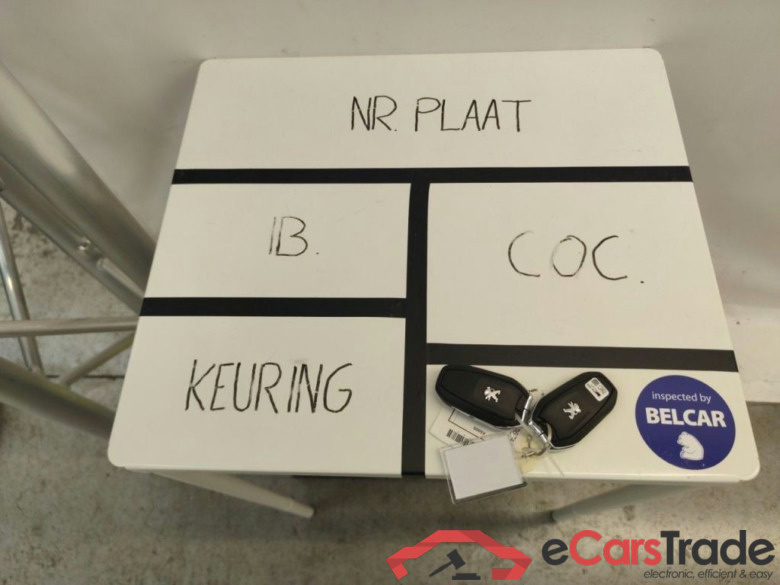 PEUGEOT 2008 - 2020 1.2 PureTech 130 Allure S&S (EU6.3) 5d #4