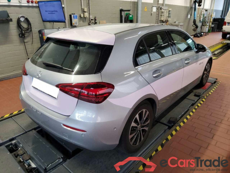 Mercedes-Benz A (BM 177)(03.2018->) DE - LimS5 A 200 EU6d, (Facelift) 2022 - 2024 #3