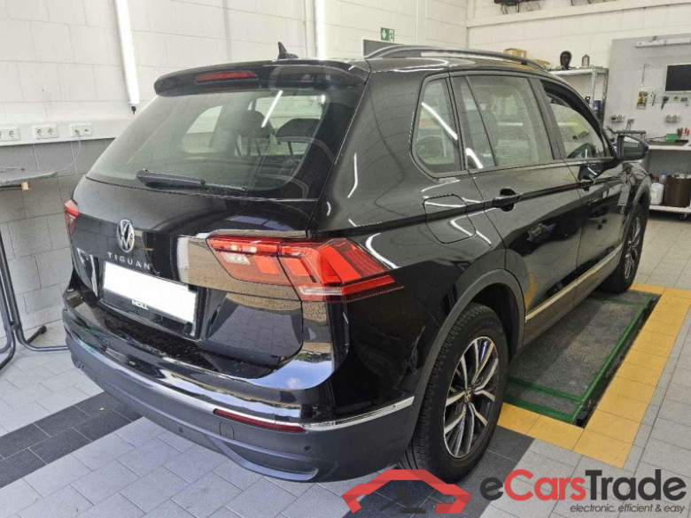 Volkswagen Tiguan (AX1)(07.2020->2024) DE - SUV5 1.5 TSI BMT/Start-Stopp EU6d, Life OPF, (Facelift) 2020 - 2023 #3