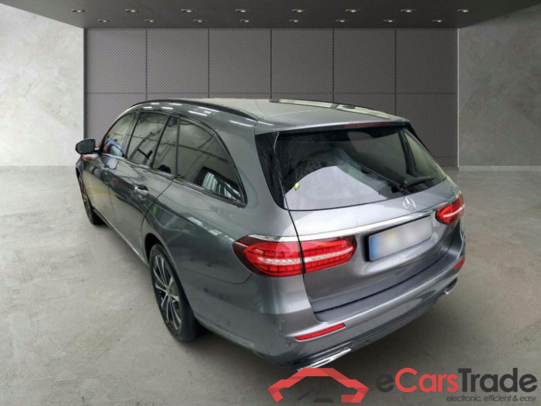 Mercedes-Benz E T-Modell (BM 213)(06.2016->) DE - Kb5 E 300 de EU6d, 4Matic Avantgarde, (Facelift) 2020 - 2023 #4