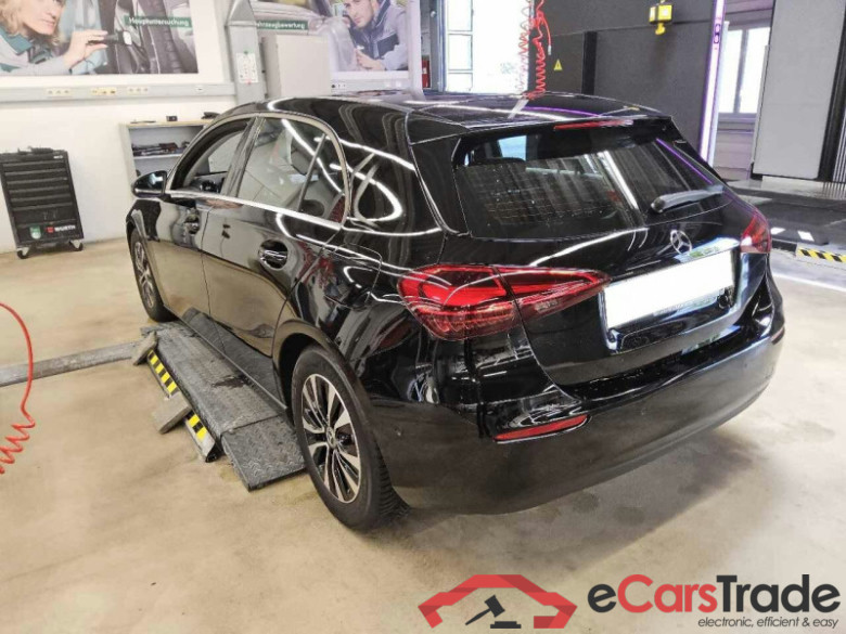 Mercedes-Benz A (BM 177)(03.2018->) DE - LimS5 A 180 EU6e, (Facelift) 2024 - 2026 #4