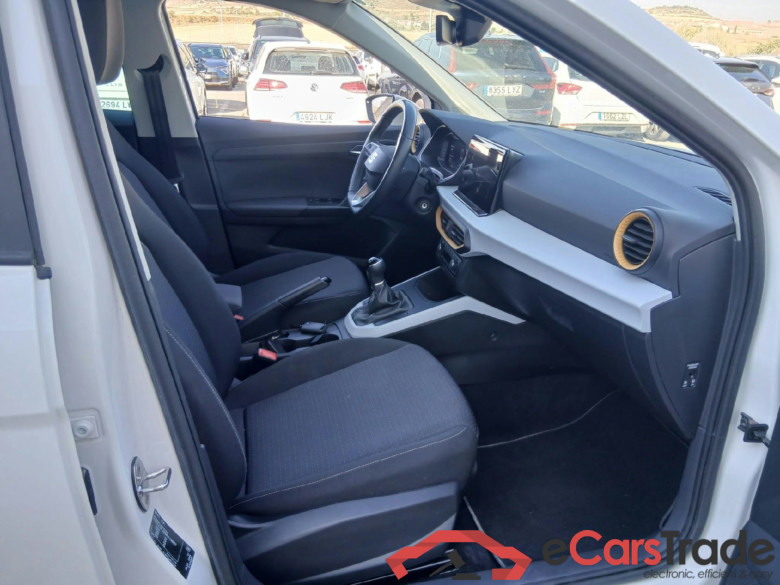 SEAT Arona / 2021 / 5P / todoterreno 1.0 TSI 81kW (110CV) Style Plus (AC) #6