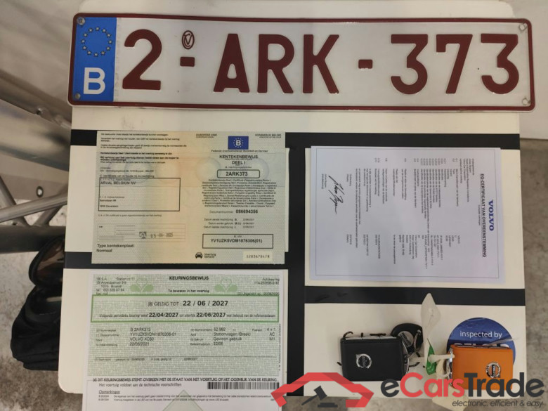 Volvo XC60 B4 D Geartronic Inscription 5d #4