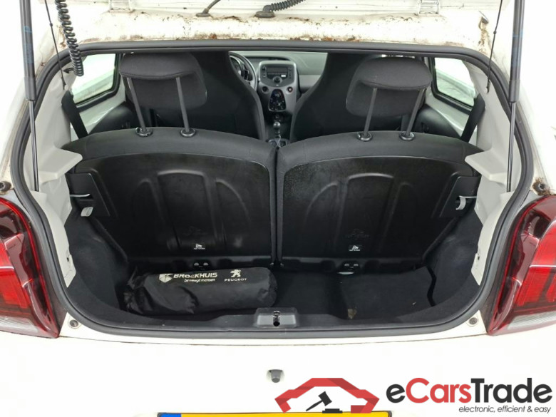 PEUGEOT 108 Active 1.0 e-VTi 72pk 5D #5