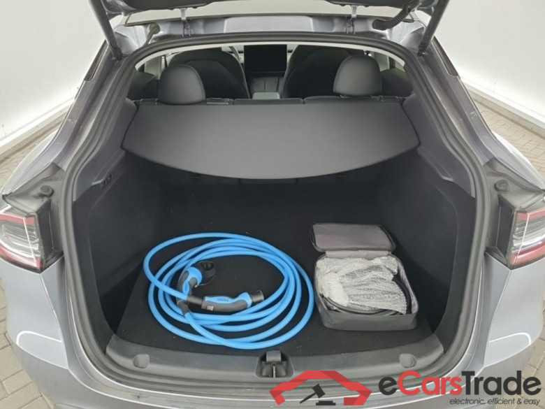 Tesla Model Y Long Range RWD 5D 217kW #5