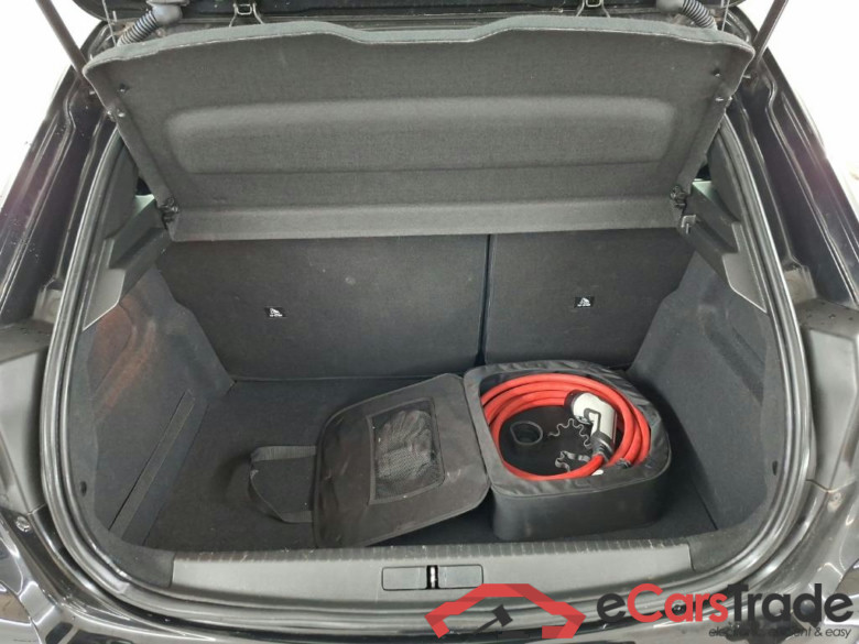 PEUGEOT e-208 Active 50kWh 136 5D #5