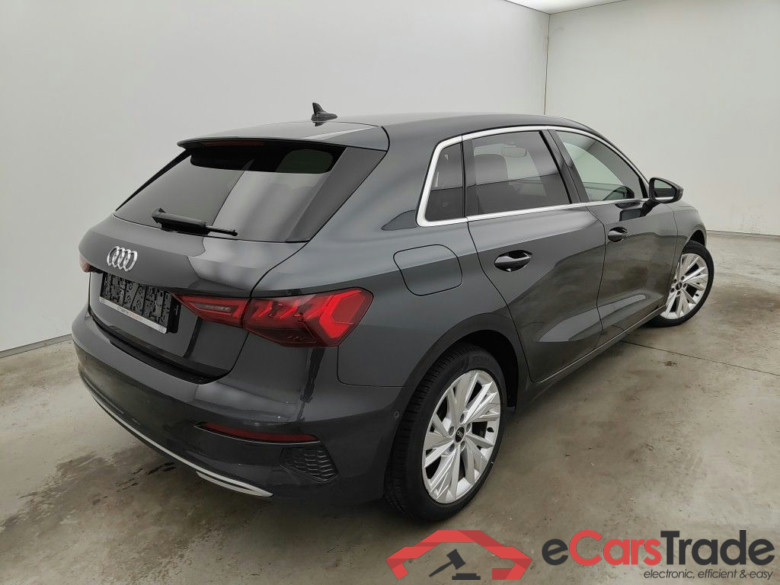 Audi A3 Sportback 1.5 35 TFSi 110kW S tronic Advanced 5d #2