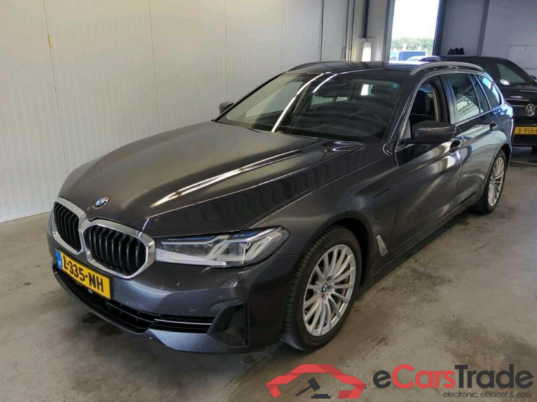 BMW 5-serie Touring 530e xD Bns Edit.+ #1