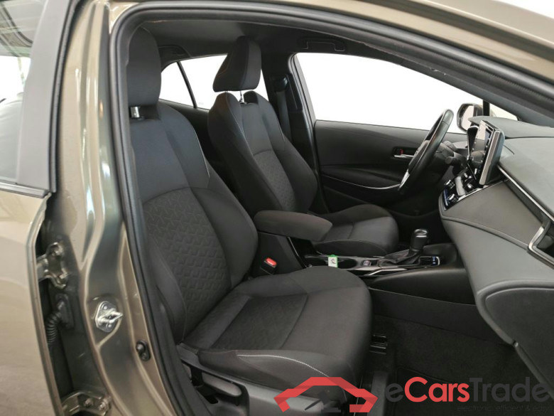 Toyota Corolla Hatchback 1.8 Hybrid Active 5d #3