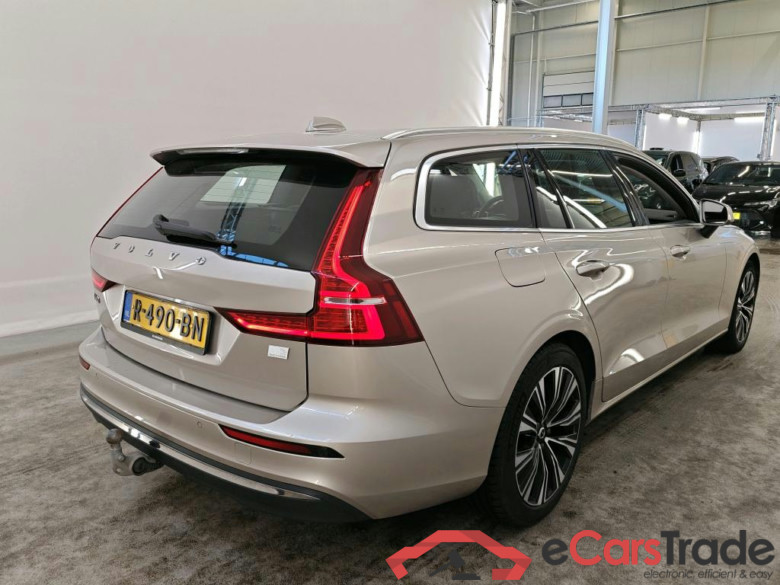Volvo V60 T6 AWD Plug-in Hybrid Plus - Bright 5d + Pano #4