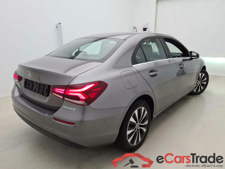 MERCEDES-BENZ A-KLASSE SEDAN 250E BUSINESS SOL. #2