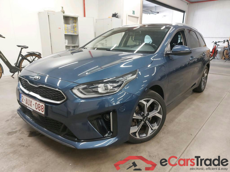 KIA - KIA CEED SPORTSWAGON 1.6 GDi ISG PHEV 141PK DCT Sense With Leather Pack & ADAS & Navigation & Pano Roof & Foldable Trailer Hook  * HYBRID * #1