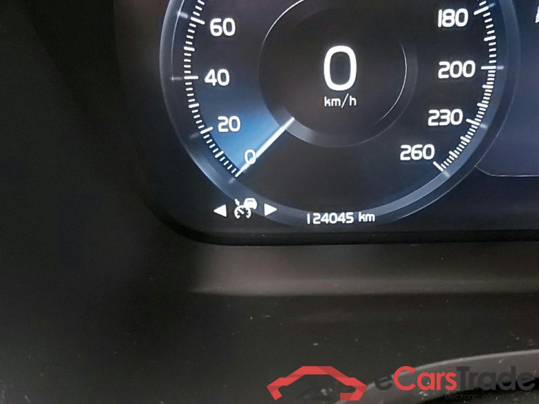 VOLVO - VOL V60 D3 150PK Geartronic Momentum With Climatic & Navigation & Heated Seats & Cruise Control & Park Sensors Front & Rear #5