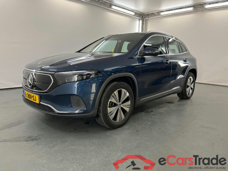 MERCEDES-BENZ EQA 250 Business Solution Luxury 67 kWh #1
