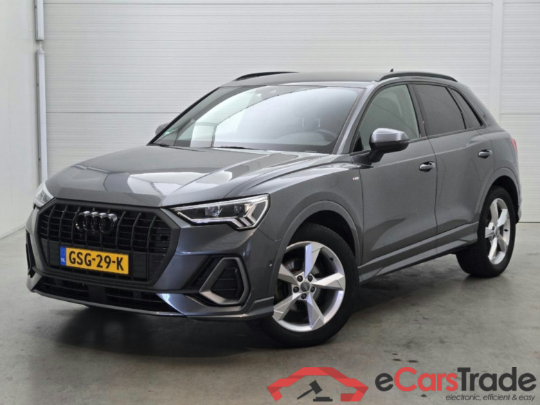 AUDI Q3 35 TFSI Pro Line