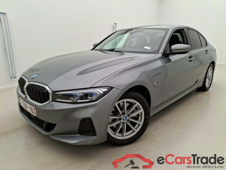 BMW 3-SERIE BERLINE 2.0 330E #1