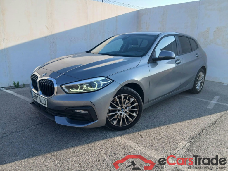 BMW Serie 1 / 2019 / 5P / berlina con portón 118i Corporate Auto. (AC2)