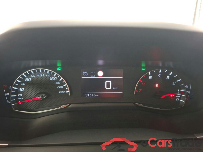 PEUGEOT 208 / 2019 / 5P / Berline Puretech 75 S&S Active Business #6