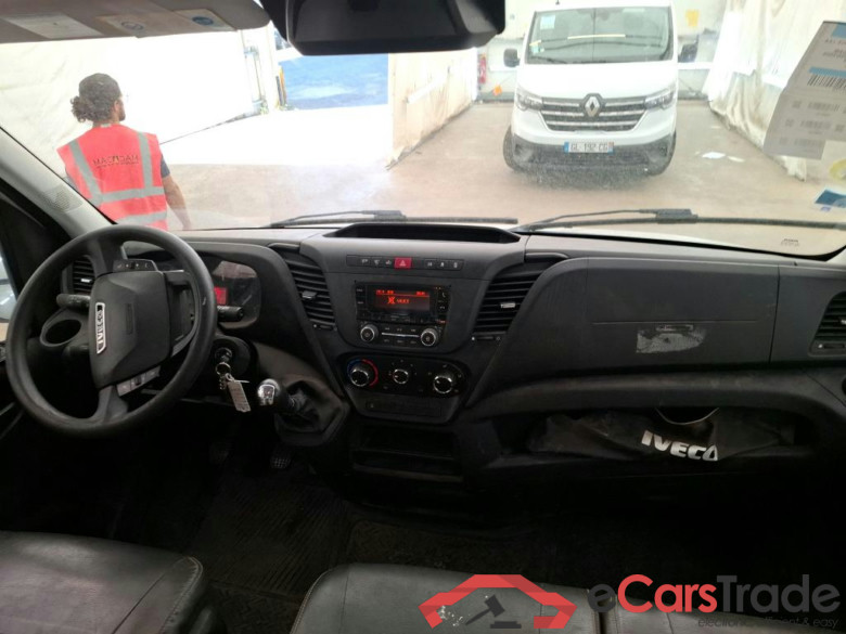 IVECO Daily VU 4p Châssis double cabine 3.0 35S21A8 D/P 4100 LEAF #5