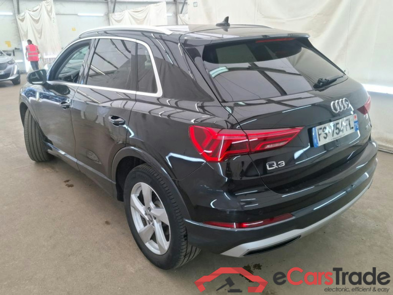 AUDI Q3 / 2018 / 5P / SUV 1.5 35 TFSI 150 S TRONIC DESIGN LUXE #2