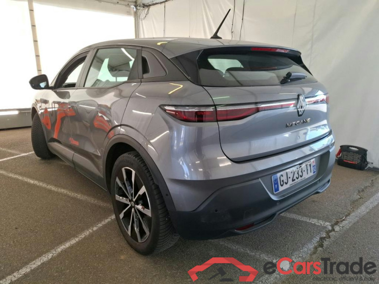 RENAULT Mégane E-TECH / 2022 / 5P / Berline evolution ER EV60 130ch super charge #2