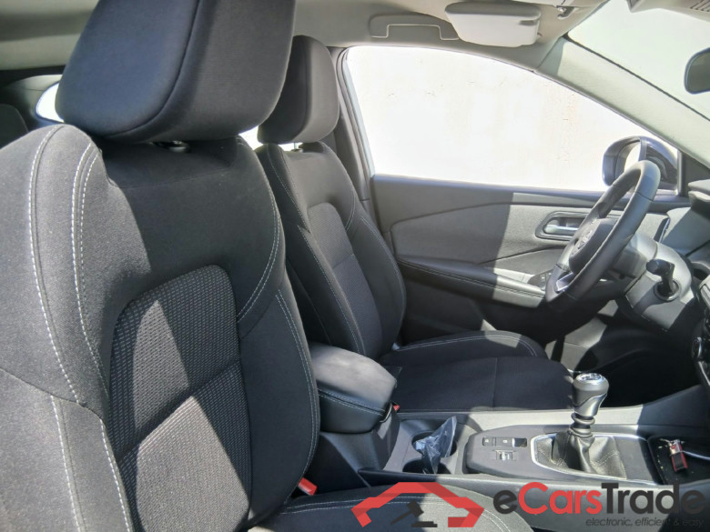 NISSAN QASHQAI / 2024 / 5P / todoterreno DIG-T 103kW (140CV) mHEV 4x2 Acenta #6
