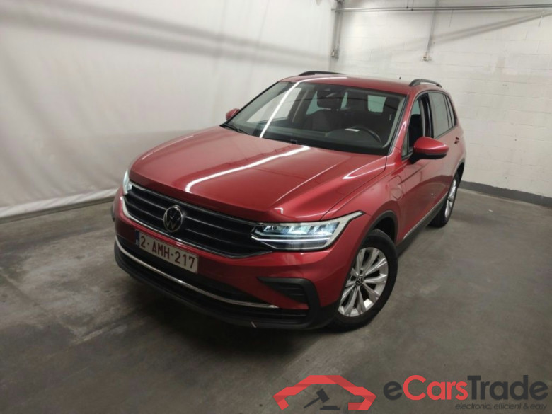 Volkswagen Tiguan 1.4 eHybrid DSG Life 5d #1