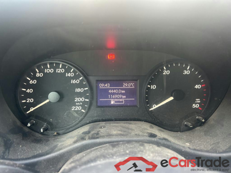 MERCEDES-BENZ Vito / 2014 / 4P / furgón 111 CDI Larga #5