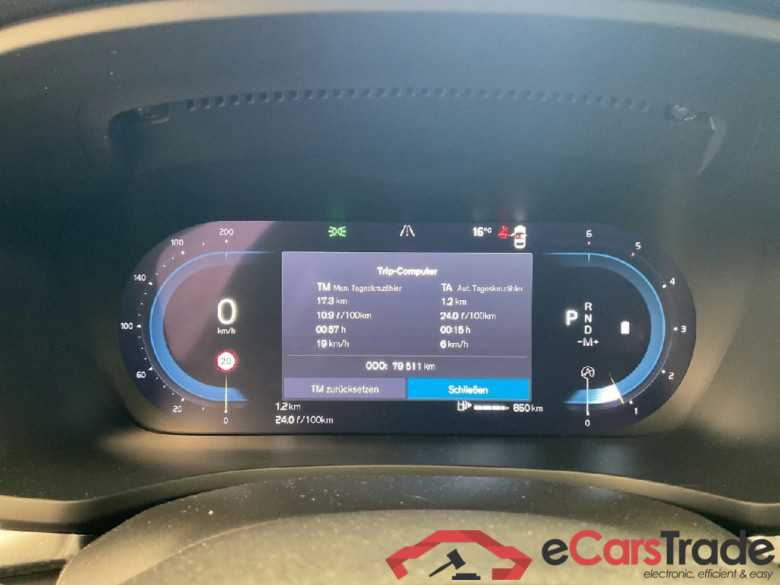 V60 Kombi Core 2.0 B4 145KW AT8 E6d #6