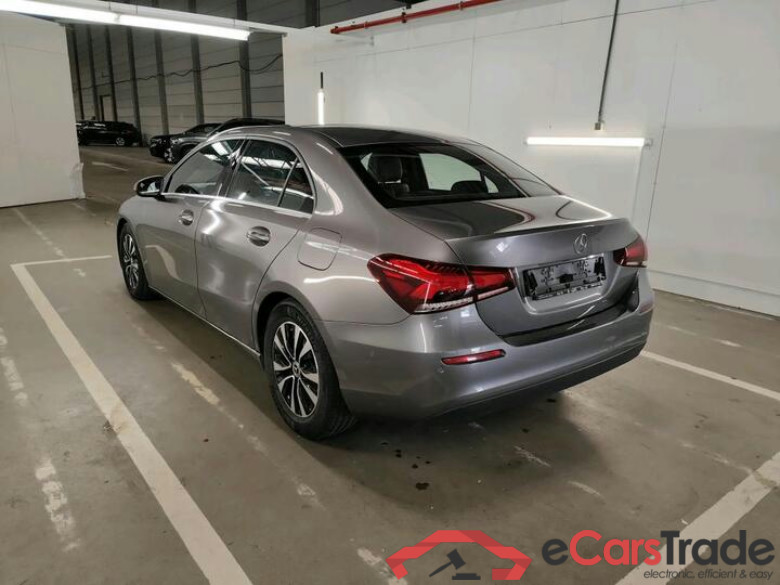 Mercedes A-Klasse Limousine A-Klasse Limousine A 180d Business Solution 85kW/116pk  4D/P Auto-8 #3
