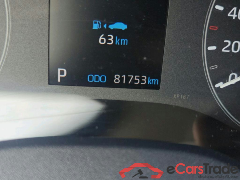 TOYOTA Yaris 1.5 120H Business Plus #5