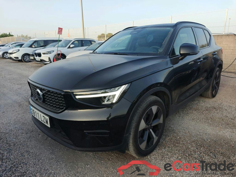 VOLVO XC40 / 2021 / 5P / todoterreno 2.0 B3 G Plus Dark Auto #1