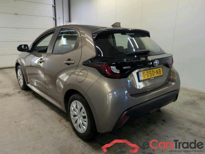 TOYOTA Yaris 1.5 Hyb. Active #6