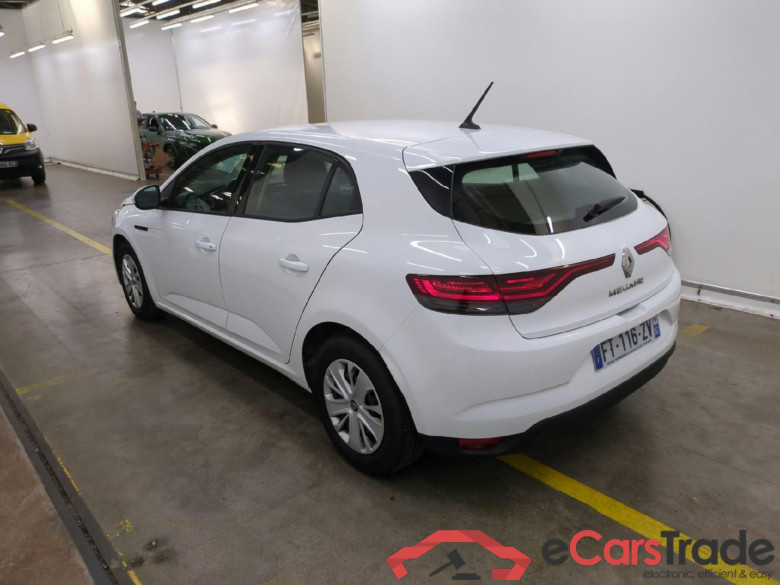 Megane IV Berline 5pt. Société Air 1.5 dCi 90CV BVM6 E6 #2