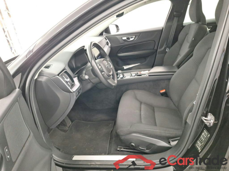 VOLVO V60 - 2018 2.0 B3 MHE Momentum Pro Geartronic #5