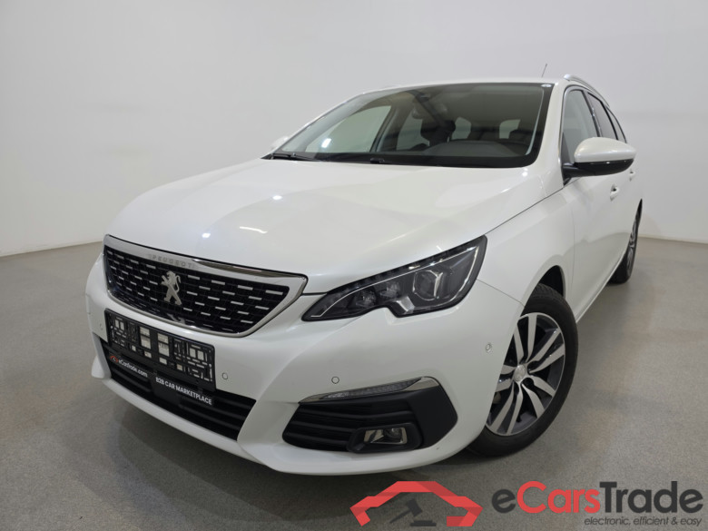 Peugeot 308 SW 1.2 PureTech Allure Aut. LED Display 1/2 Leather Camera Klima PDC ... #1