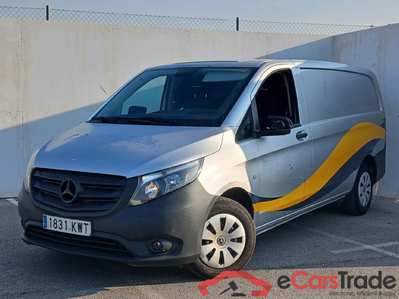 MERCEDES-BENZ Vito / 2014 / 4P / furgón 111 CDI Larga