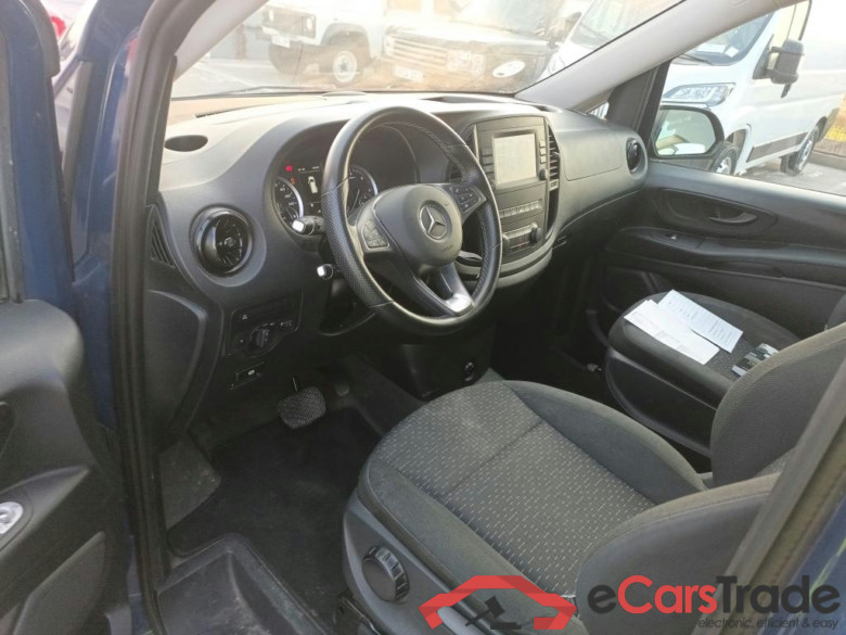 MERCEDES-BENZ Vito / 2014 / 4P / combi 114CDI AT 100kW Tourer Pro 2020 Compacta #3