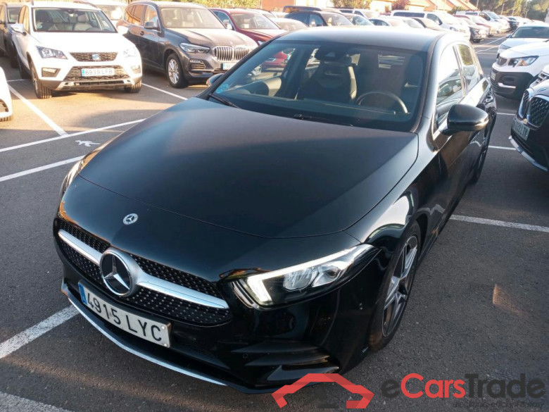MERCEDES-BENZ Clase A / 2018 / 5P / berlina con portón A 200 d