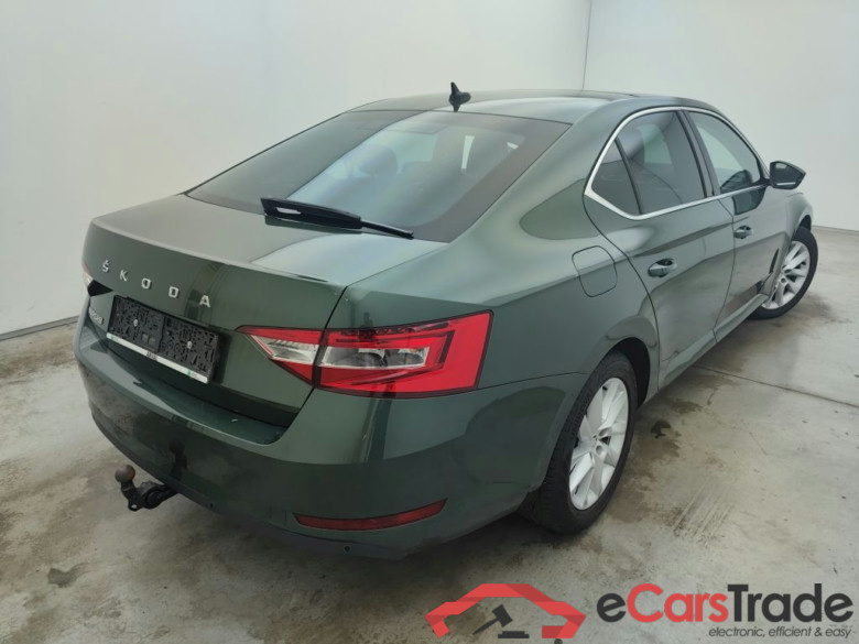 Skoda Superb 2.0 CRTDI 110kW DSG7 Style 5d #2