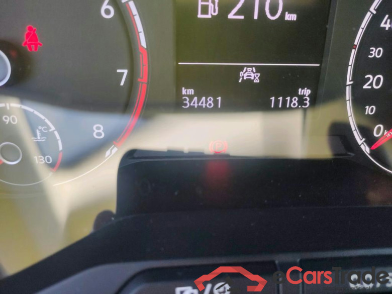 VOLKSWAGEN T-Cross / 2018 / 5P / todoterreno Advance 1.0 TSI 85kW (115CV) DSG (AC) #5