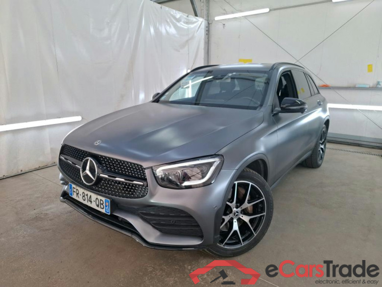MERCEDES-BENZ GLC / 2019 / 5P / SUV GLC 300 AMG Line 4Matic