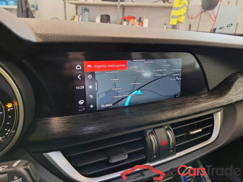ALFA ROMEO STELVIO / 2017 / 5P / SUV 2.2 TURBO DIESEL 160CV BUSINES AT8 RWD (AUTOCARRO) #6
